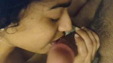 380px x 214px - Beautiful Indian Girl Sucking Dick Face Revealed desi porn video